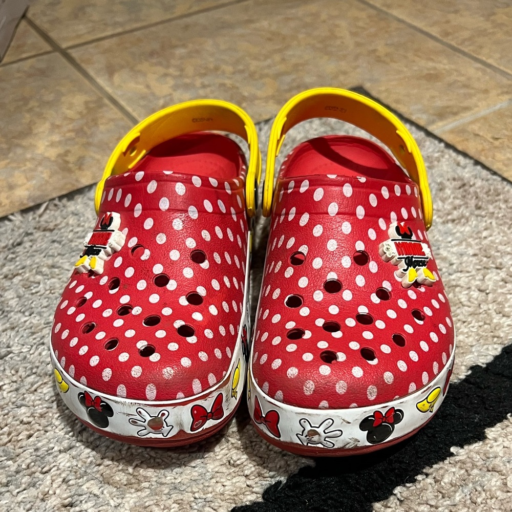 Minnie Mouse Kids Crocs Size J1